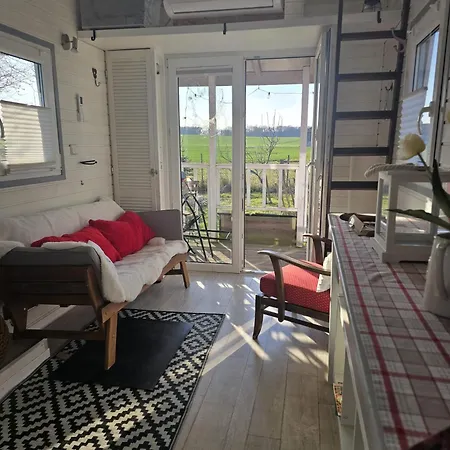 Tiny House بيت للعطل Schonbeck (Mecklenburg-Vorpommern)