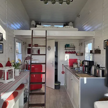 Tiny House بيت للعطل Schonbeck (Mecklenburg-Vorpommern)